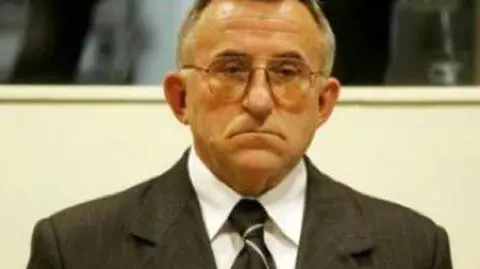 Za zbrodnie w Kosowie do polskiego więzienia? Trzecie odroczenie