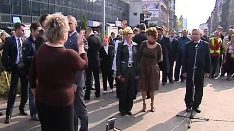 Dlaczego wszyscy pracują tylko na wizytę premiera?