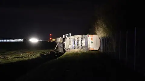 Cysterna w rowie, A2 zablokowana