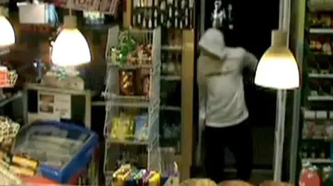 Bandyci nie przestają nachodzić uczciwego sprzedawcy