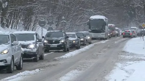 Korki na Zakopiance. Zmiana turnusów, nie sprzyja pogoda
