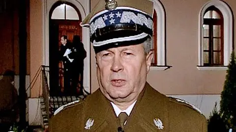 Gen. Gągor: Samolot dwukrotnie podchodził do lądowania