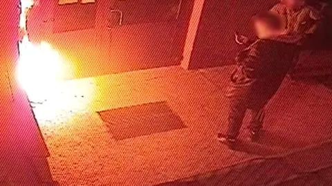 Potem ugasili ogień i poszli do domu 