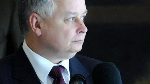 Prezydent Kaczyński przybył na miejsce katastrofy