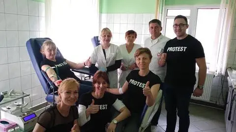 Polish physiotherapists say they don&#039;t want to be worse than other groups and began a countrywide walkout