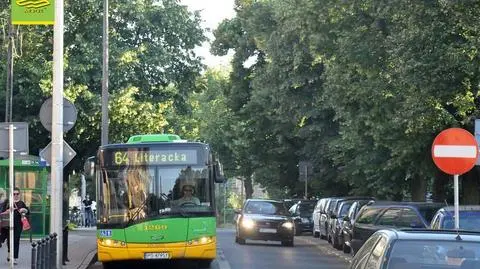 Zapadła się jezdnia. Objazdy w Poznaniu