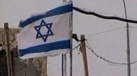 Izrael: policja ściga polityków