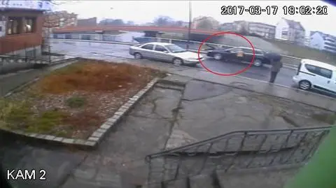 Legnica: potrącenie dwóch pieszych. Policja: wtargnęły na jezdnię