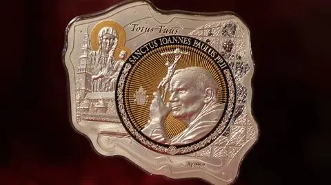 Trzy kilogramy z Janem Pawłem II i diamentami. Można nią zapłacić w sklepie