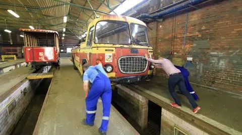 Autobus kabriolet Fredruś ocalony