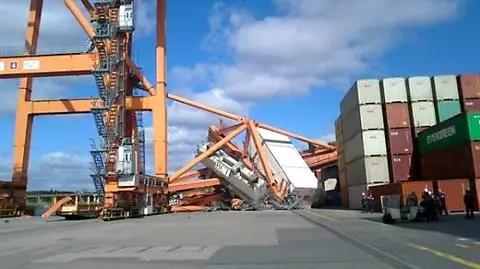 Będą usuwać zniszczoną suwnicę