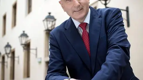 Dutkiewicz ledwo wygrywa, tylko 5 procent przewagi. "Wrocław jest podzielony"