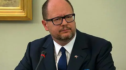 Adamowicz pozywa Płażyńskiego