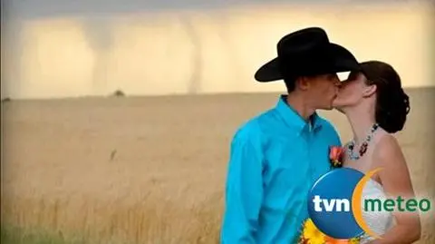 Tornado "zatańczyło"
 im na weselu
