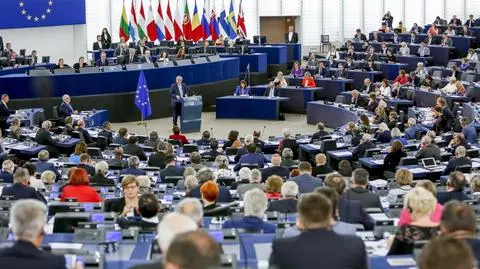 Berlin zgadza się z poglądem Junckera na strefę euro