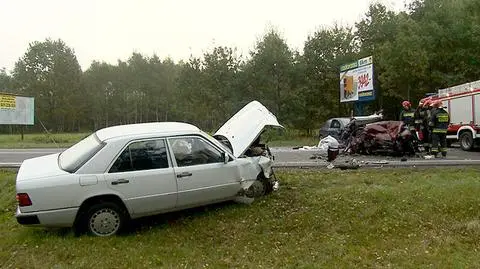Zderzenie pięciu aut w Łodzi. Cztery osoby ranne