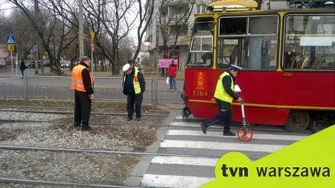 Kobieta pod tramwajem na Grochowskiej