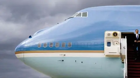 Wrzucił na bloga trasę lotu 
 Air Force One. "Dla przyjaciół"