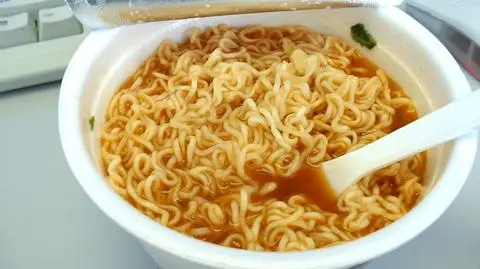 Ukradł pudło zupek błyskawicznych. Grozi mu 10 lat