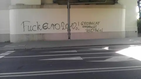 "Grobelny oddawaj 750 mln!" 
na odnowionych wiaduktach
