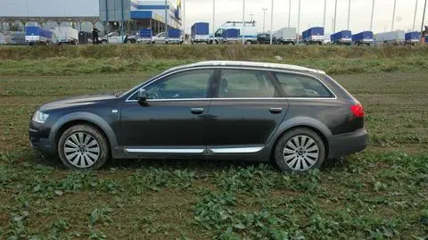 Kradzione auto porzucone na polu 