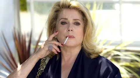 Catherine Deneuve w 2011 roku na festiwalu w Cannes
