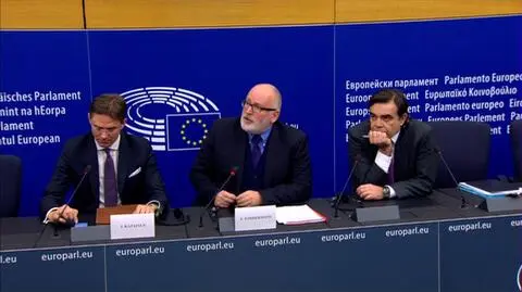 Artykuł 7. Czaputowicz chce się spotkać z Timmermansem