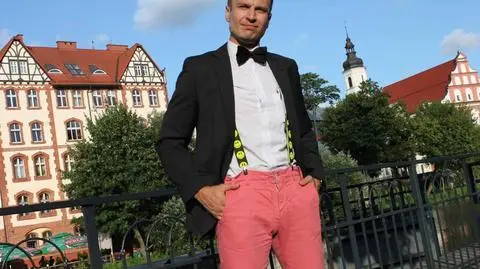 Były striptizer o rezygnacji z kandydowania w wyborach: "Zostałem grzecznie poproszony"