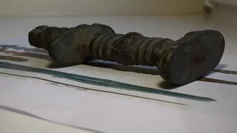 Miecz, z którego pochodzi rękojeść, nie musiał spełniać funkcji bojowej 