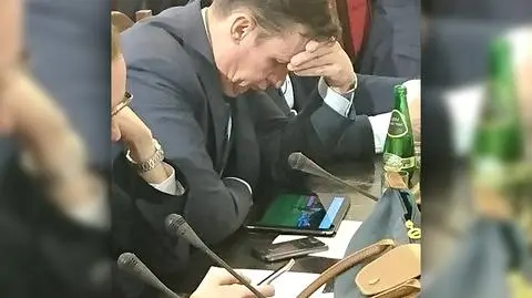 Poseł Marek Ast oglądał mecz podczas obrad komisji sprawiedliwości