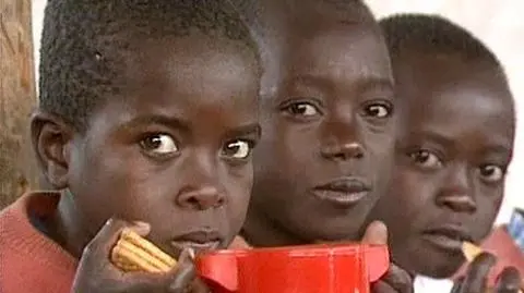 Sarkozy potępia "humanitarnych porywaczy"