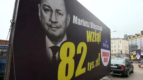 Billboardy przy siedzibie PiS. Na zdjęciach ministrowie i kwoty nagród