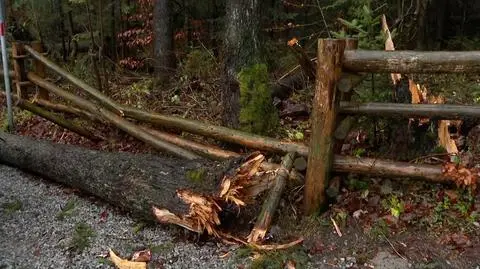 Trudne warunki w Tatrach. "Gdybym był turystą, to nie wychodziłbym w góry"