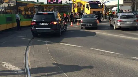 Poznań: tramwaj wypadł z szyn