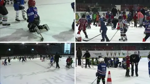 Najmłodsi jeżdżą na łyżwach