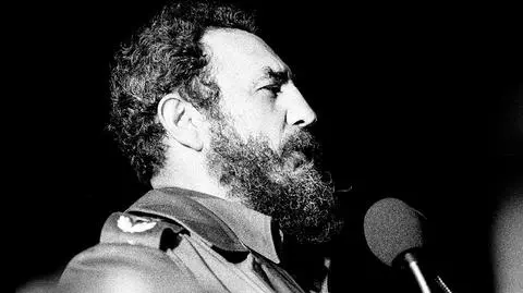 Trzeba "walnąć w tego gnojka". 
USA rozważały atak na Kubę w 1976 r.