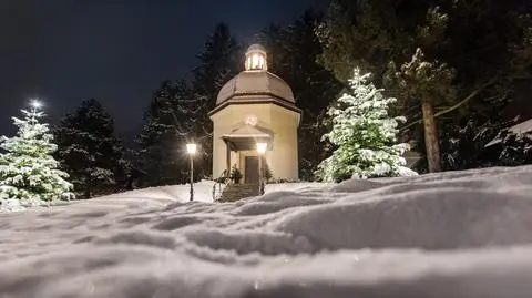 "Silent Night" was first performed on Christmas Eve 1818 at St Nicholas parish church in Oberndorf, a village in the Austrian Empire on the Salzach river in present-day Austria