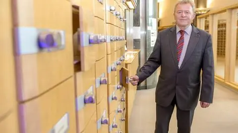 "No disciplinary or judicial recommendations have been made concerning Mr Wojciechowski in person," OLAF said in a statement (video from September 11)