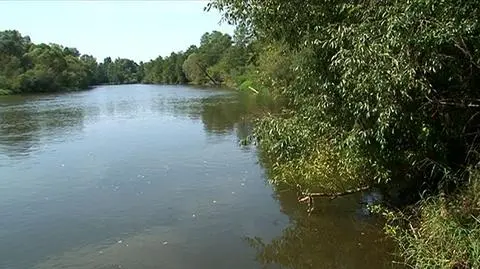 "Nie mogła im pomóc. Omal sama nie utonęła". Przesłuchano matkę, której dzieci zginęły w Warcie