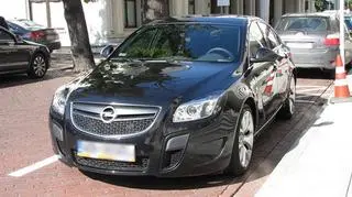 Jedno z zamówionych przez GITD aut - opel insignia