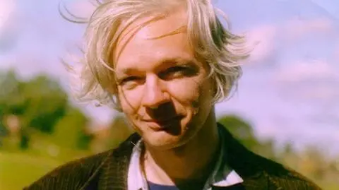 Assange przemówił do ONZ. Z pokoju w ekwadorskiej ambasadzie