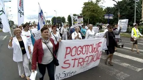 "Tu się nie zarabia, tu się leczy ludzi". 
Protest przeciwko prywatyzacji szpitala