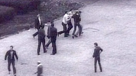 PO tłumaczy się z esbeka w komisji ds. nacisków