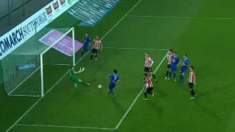 To nie był błąd, to był wielbłąd. Urban dobija "Pasy" [GOL 1:2]