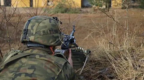 Politycy o sondażu dla "Faktów" TVN