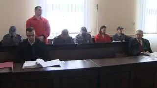 4.03.2012 | Proces trzech mężczyzn oskarżonych o porwanie dla okupu żony gdańskiego biznesmena ruszył w poniedziałek w Sądzie Okręgowym w Gdańsku. Do uprowadzenia doszło w czerwcu 2011 r. Porywacze żądali miliona euro, ostatecznie uwolnili kobietę po wpłaceniu 527 tys. euro.