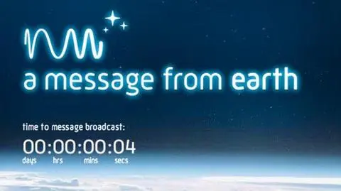 Internauci ślą buziaki "obcym"