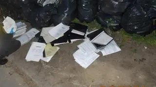 Pracownikom instytucji odpowiedzialnej za porzucenie dokumentów może grozić nawet do 2 lat więzienia