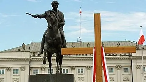 Harcerze: Pomnik w miejsce krzyża