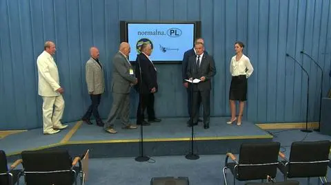 Idze, kolejne nowe.